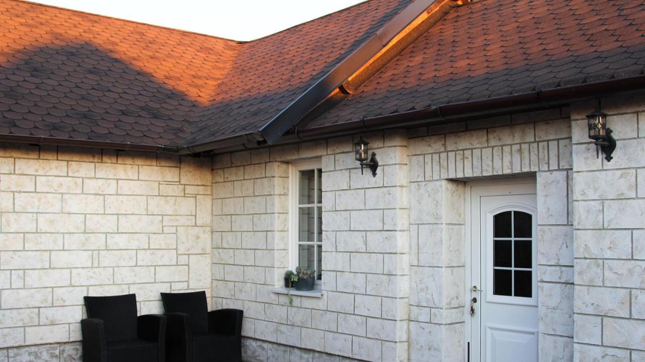 Cozy Cottage - Free Parking, Self Check-In Oradea Zewnętrze zdjęcie